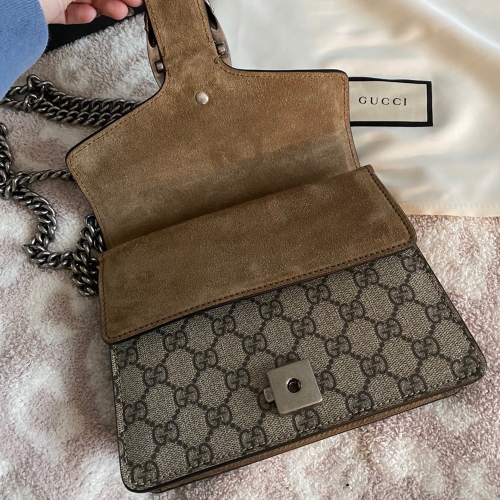 SOLD Gucci Dionysus Supreme Mini Bag - Picture 4 of 9